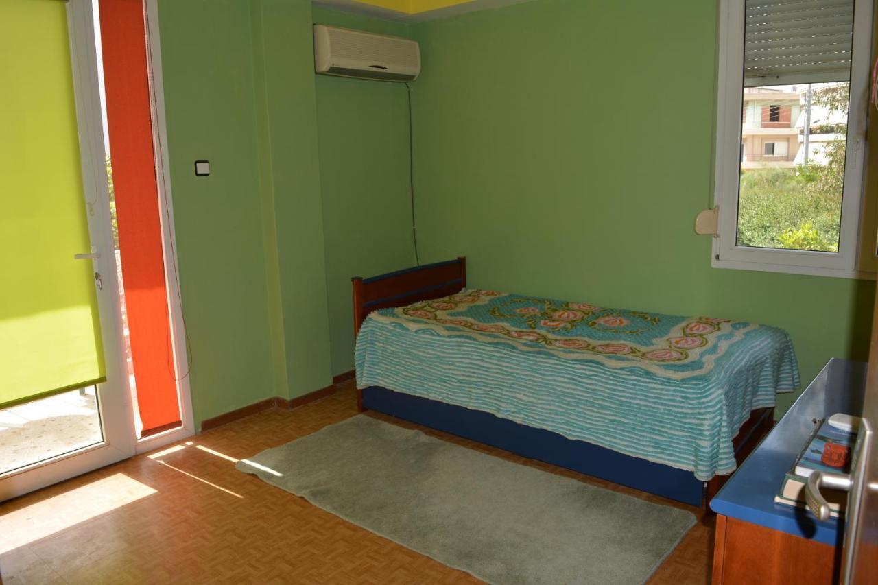 Spacious Apartment With Balconies, Ac, King Bed, Near Dt And Transports Атина Екстериор снимка